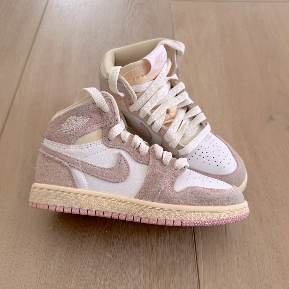 Nike Air Jordan 1 Retro High OG Washed Pink Pre-School Sneakers Kids's Size 10C